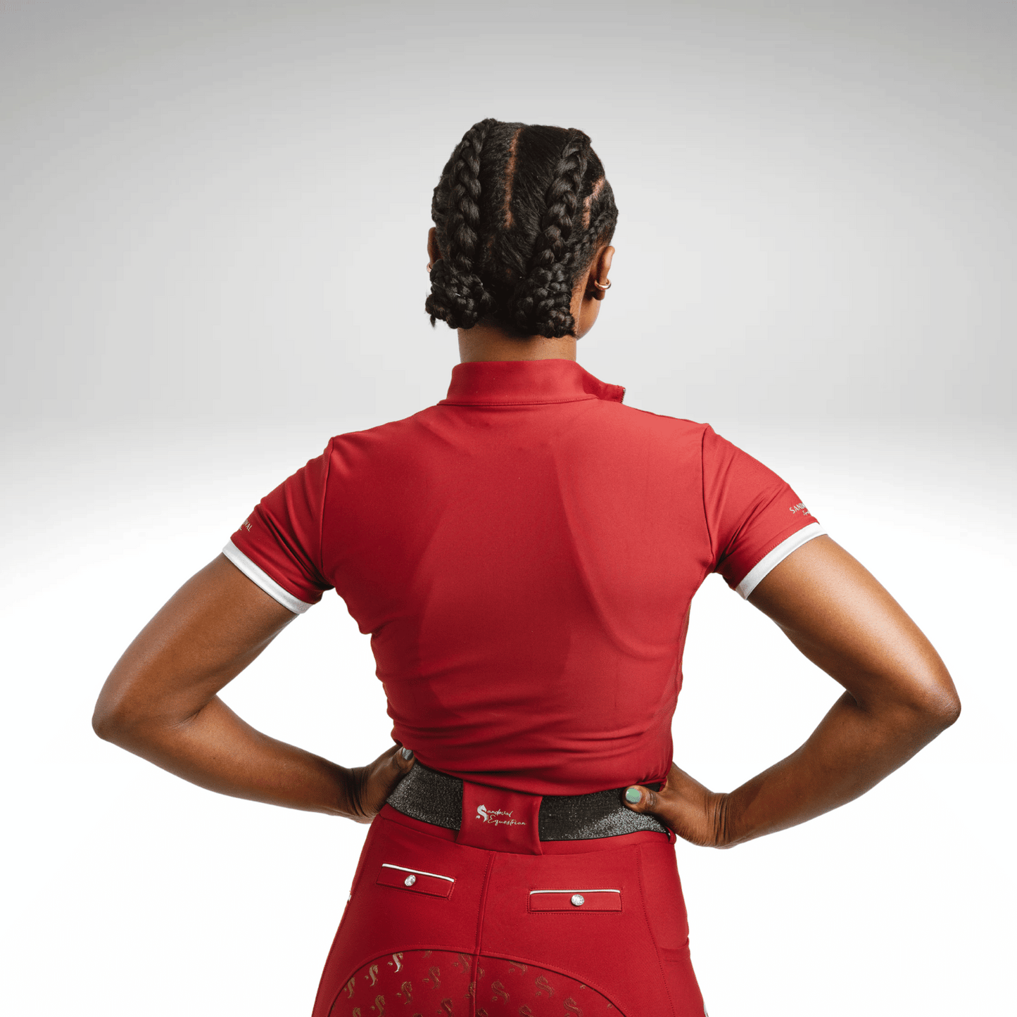 Reitshirt Damen Cherry Silver
Sandoval Equestrian Shirt kaufen
elegantes Reitoberteil Damen
atmungsaktives Reitshirt Training
luxuriöse Reitmode Damen
Cherry Silver equestrian shirt women
Sandoval Equestrian riding top
luxury riding shirt breathable
premium equestrian fashion women
elegant equestrian shirt Cherry Silver
camiseta ecuestre mujer Cherry Silver
Sandoval Equestrian camiseta nueva colección
camiseta de equitación transpirable mujer
moda hípica elegante Cherry Silver
camiseta montar a caballo